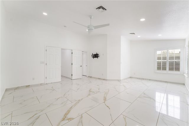 3160 East Viking Road, Las Vegas, NV 89121