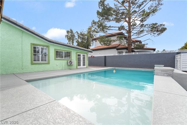 3160 East Viking Road, Las Vegas, NV 89121