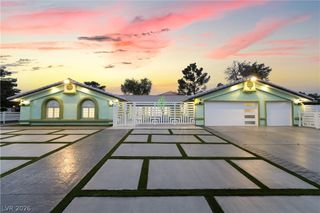 3160 East Viking Road, Las Vegas, NV 89121