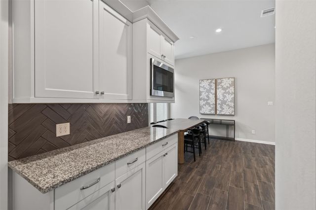 12423 Washington Way, Tomball, TX 77375