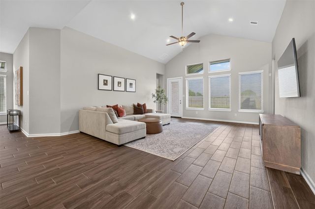 12423 Washington Way, Tomball, TX 77375