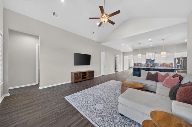 12423 Washington Way, Tomball, TX 77375