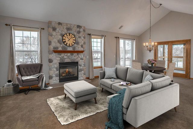 1632 Auburn COURT, Waukesha, WI 53189