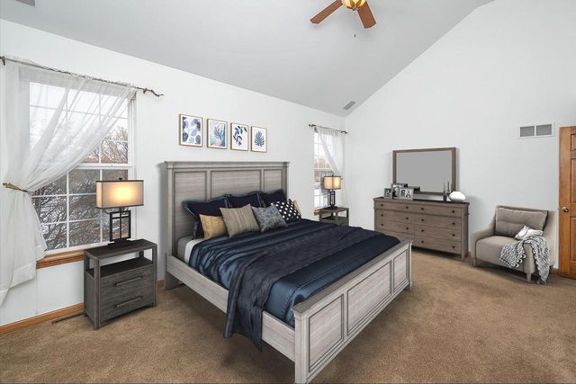 1632 Auburn COURT, Waukesha, WI 53189