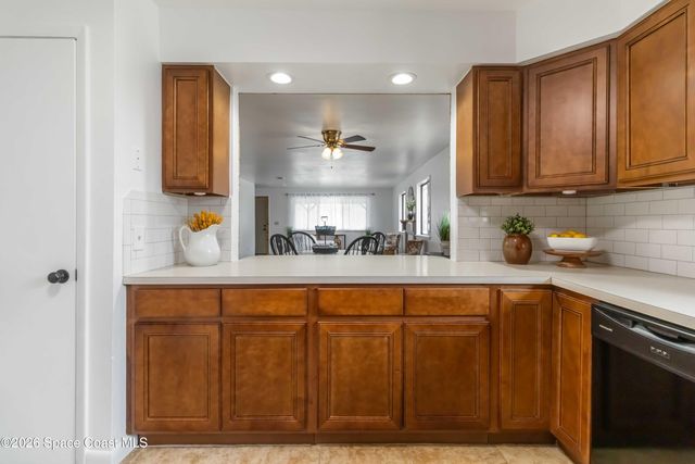 21 Branch Street, Melbourne, FL 32901