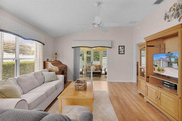 2867 REMINGTON ROAD, The Villages, FL 32162