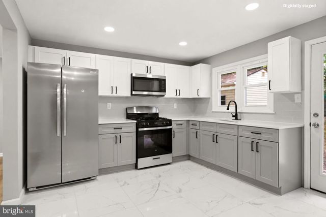 212 W VIRGINIA RD, Browns Mills, NJ 08015