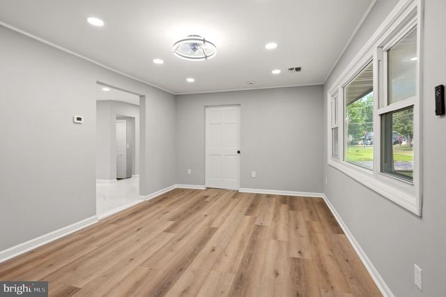 212 W VIRGINIA RD, Browns Mills, NJ 08015