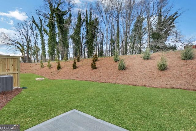 2 Trace Bluff, Dawsonville, GA 30534