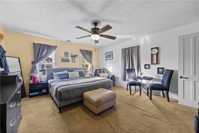 17 Jackson Street, Lyons, NY 14489