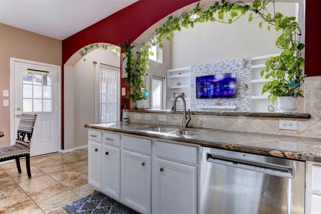 9214 Windy Spring Court, Houston, TX 77089