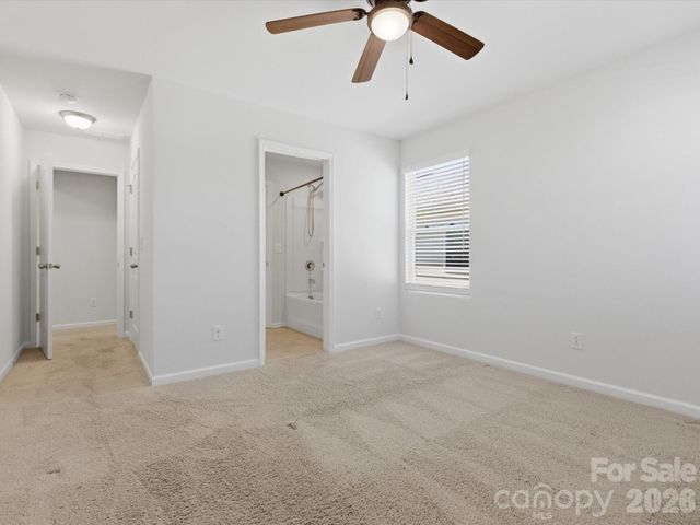 17033 Carolina Pine Row, Charlotte, NC 28278