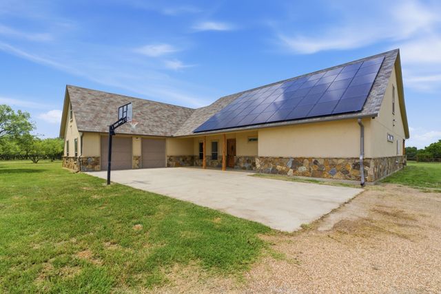 927 Prickly Pear Trail, Gordon, TX 76453