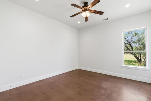 927 Prickly Pear Trail, Gordon, TX 76453