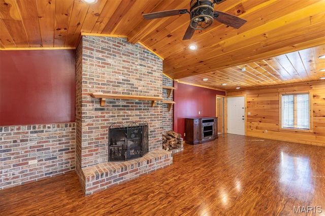 696 Radcliff Lane, Poplar Bluff, MO 63901