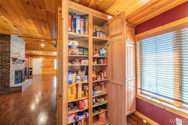 696 Radcliff Lane, Poplar Bluff, MO 63901