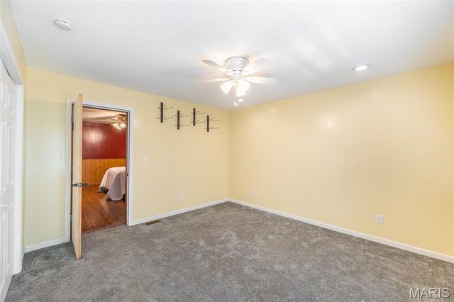 696 Radcliff Lane, Poplar Bluff, MO 63901