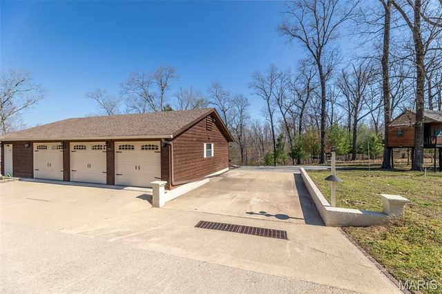 696 Radcliff Lane, Poplar Bluff, MO 63901