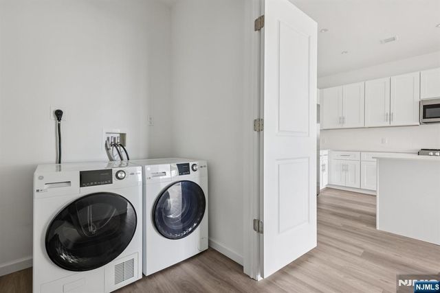 2 Executive Drive 807, Fort Lee, NJ 07024