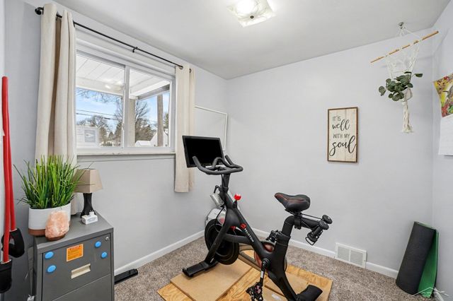 907 Michigan Avenue, Bay City, MI 48708