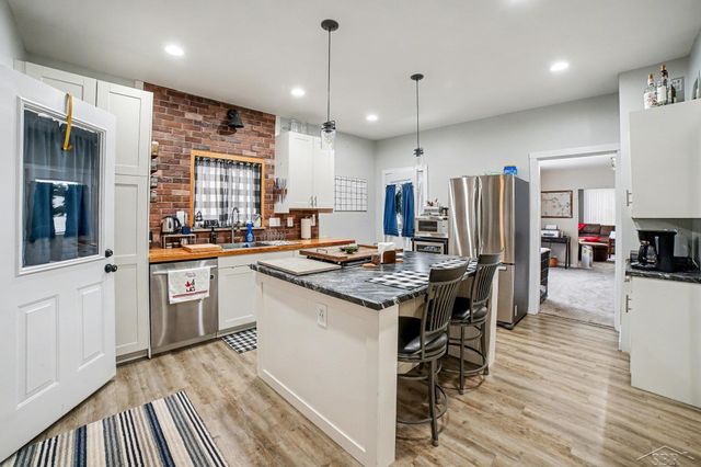 907 Michigan Avenue, Bay City, MI 48708