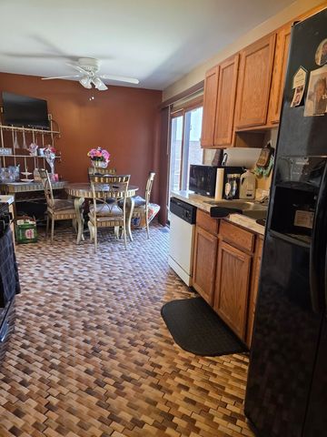 920 E 153rd Street, Harvey, IL 60426