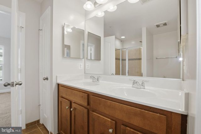 11910 WEYBRIDGE LN, Germantown, MD 20876