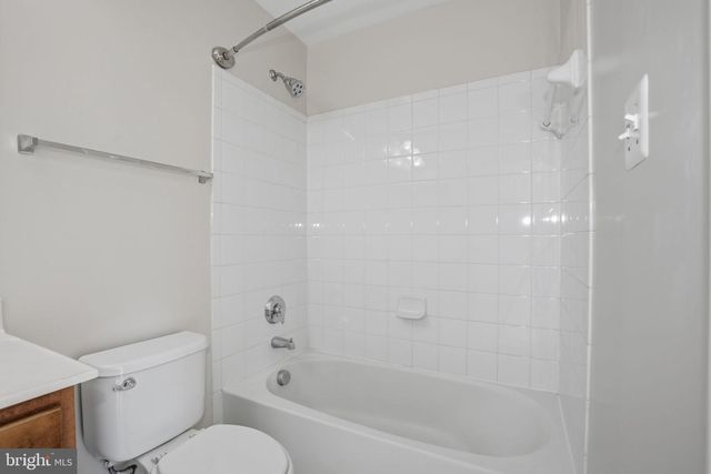 11910 WEYBRIDGE LN, Germantown, MD 20876