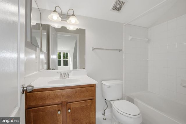 11910 WEYBRIDGE LN, Germantown, MD 20876
