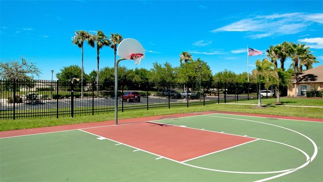 4584 RUNABOUT WAY, Bradenton, FL 34203