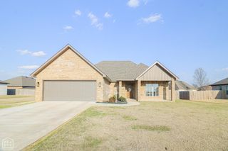 302 Hollis Street, Bono, AR 72416