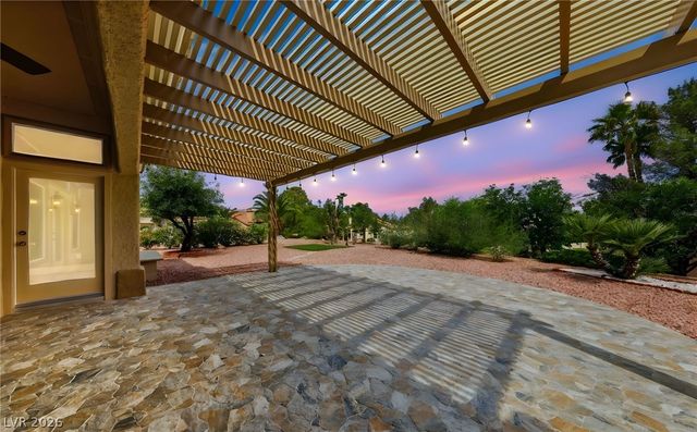 9100 Garden View Drive, Las Vegas, NV 89134