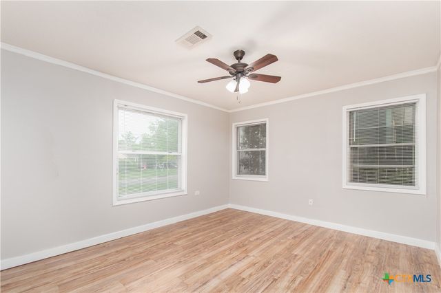 902 N 8th Street, Temple, TX 76501
