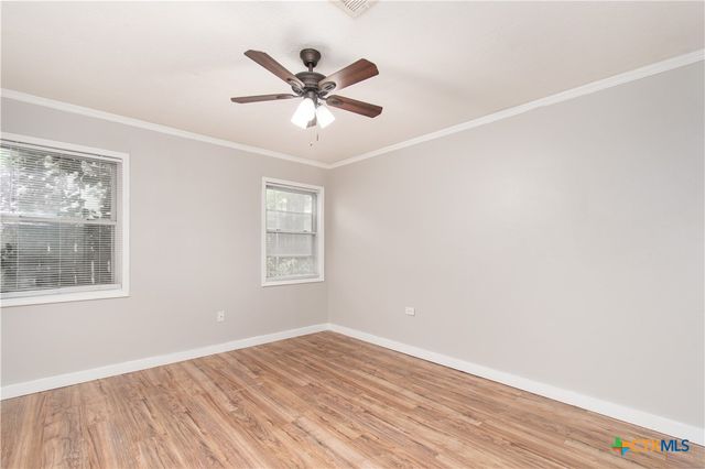 902 N 8th Street, Temple, TX 76501