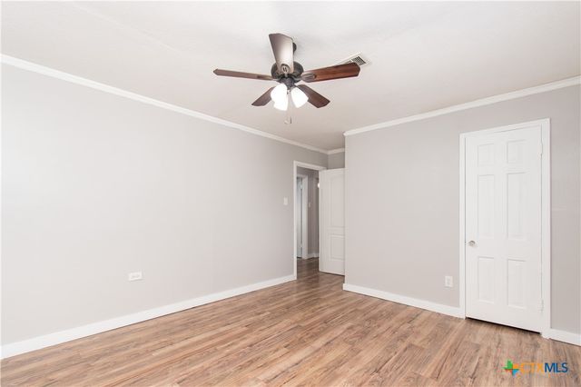 902 N 8th Street, Temple, TX 76501