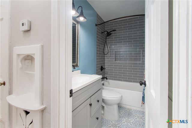 902 N 8th Street, Temple, TX 76501