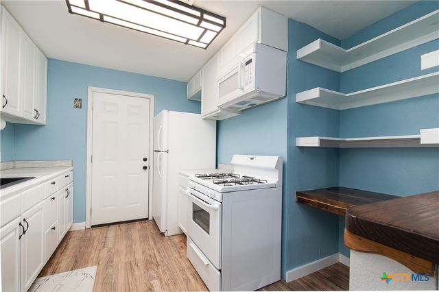 902 N 8th Street, Temple, TX 76501
