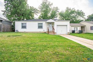 902 N 8th Street, Temple, TX 76501