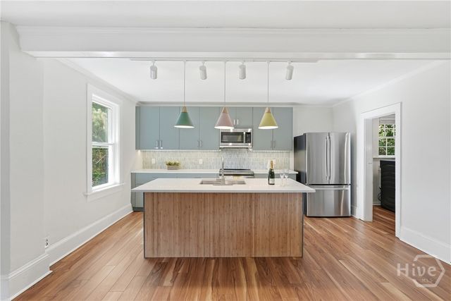 1014 Wilmington Island Road, Savannah, GA 31410