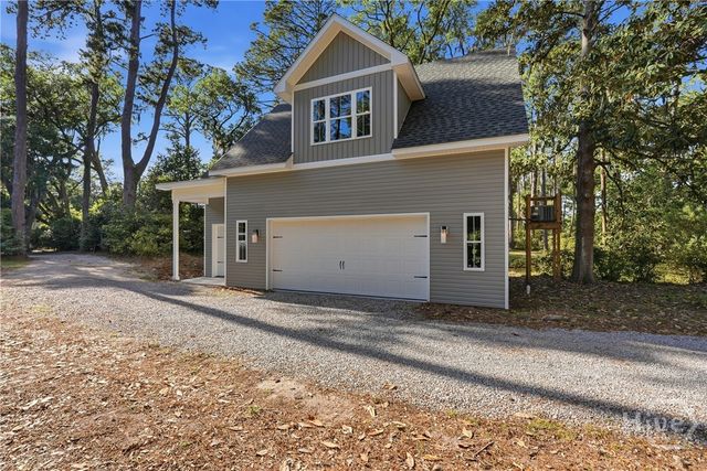 1014 Wilmington Island Road, Savannah, GA 31410