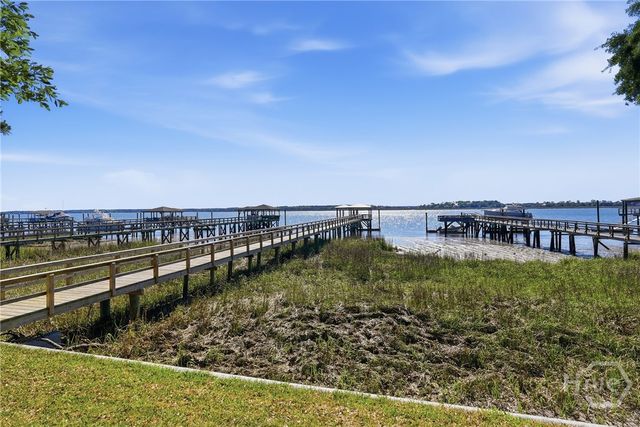 1014 Wilmington Island Road, Savannah, GA 31410