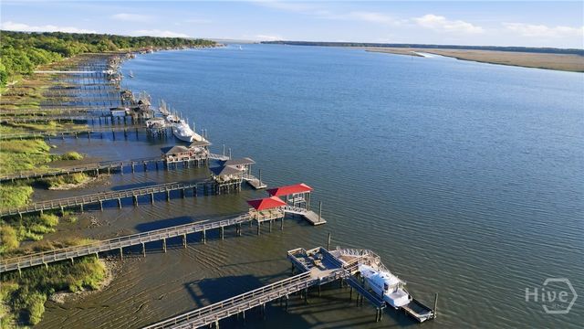 1014 Wilmington Island Road, Savannah, GA 31410