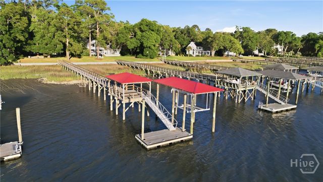 1014 Wilmington Island Road, Savannah, GA 31410