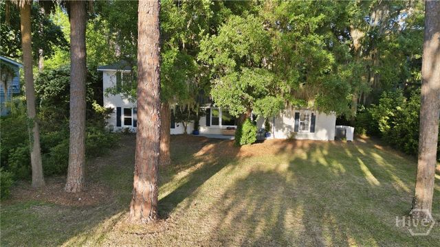 1014 Wilmington Island Road, Savannah, GA 31410