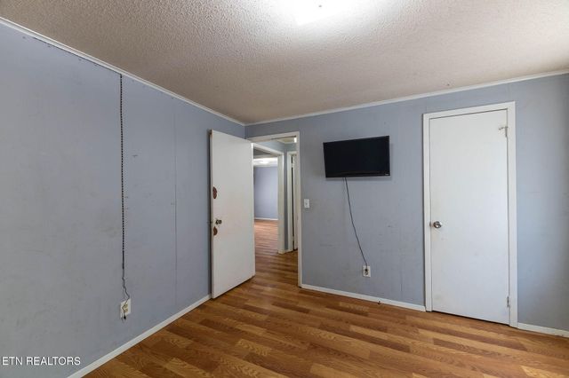 124 Co Rd 352, Sweetwater, TN 37874