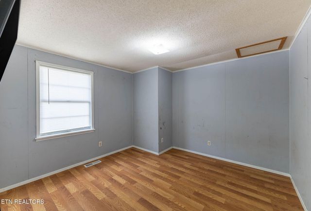 124 Co Rd 352, Sweetwater, TN 37874