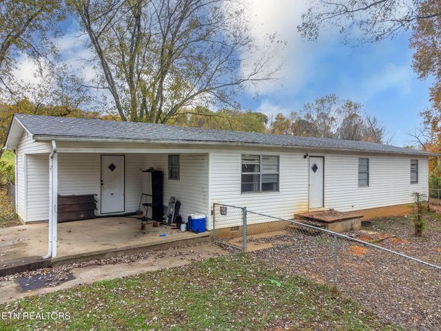 124 Co Rd 352, Sweetwater, TN 37874