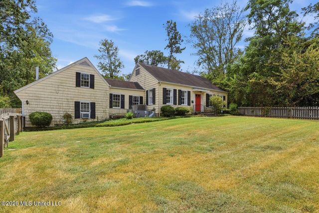 621 Eagle Avenue, Jackson, MS 39206