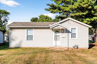 1207 Kinsella Avenue, Belleville, IL 62226