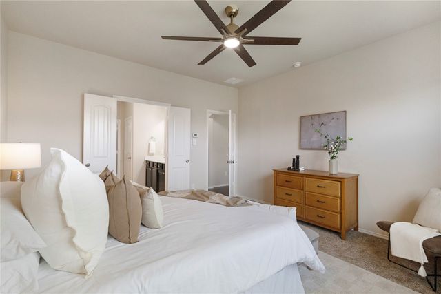 4733 Meadow Green Trail, Fort Worth, TX 76244